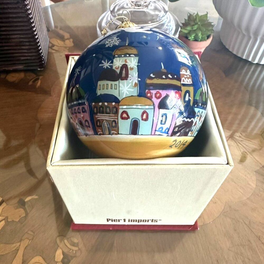 Pier 1 2014 Le Bien Bethlehem Wise Men Scene Reverse Painted Glass Ornament